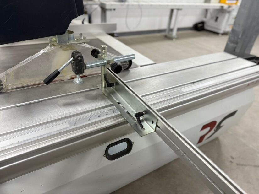 nz3200 mitre fence