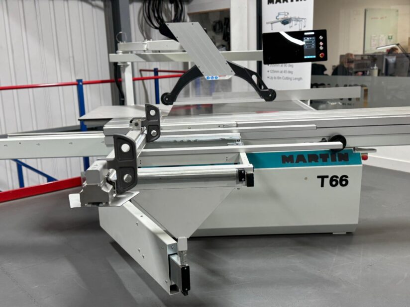 Martin T66 003