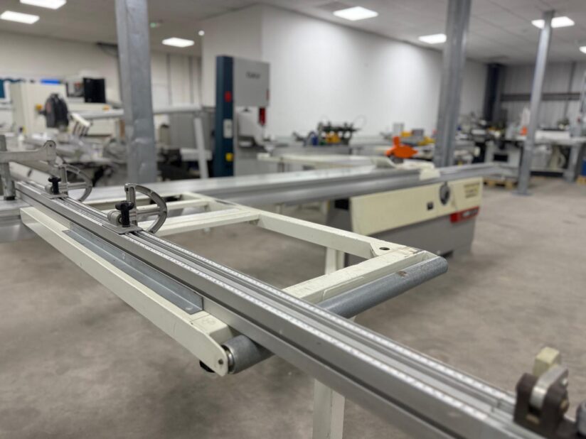 USED Casadei SC30P Panel Saw (3)
