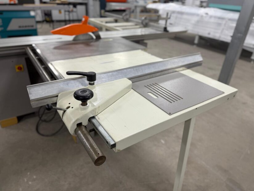 USED Casadei SC30P Panel Saw (4)